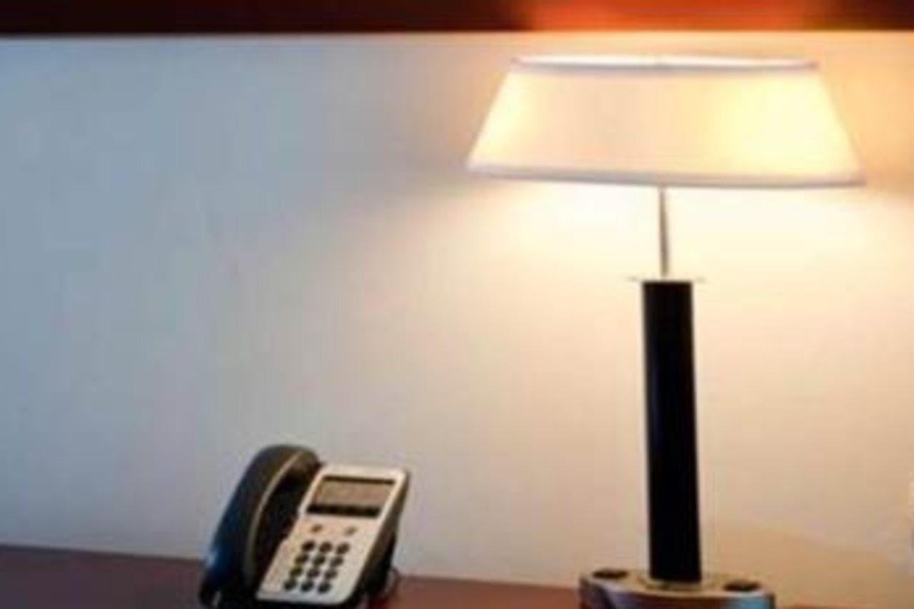 โฮเดลป้า การ์เด้น คอร์ท โฮเต็ล Hotel ซานติอาโก เด ลอสกาบาเญโรส ภายนอก รูปภาพ